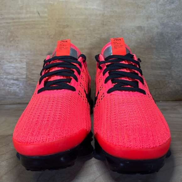 Nike Air VaporMax Flyknit 3 Womens Sz 7 (5.5Y) Shoes Sneakers Crimson Black - Picture 4 of 15